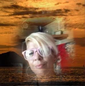 Meet your Posher, Sasha